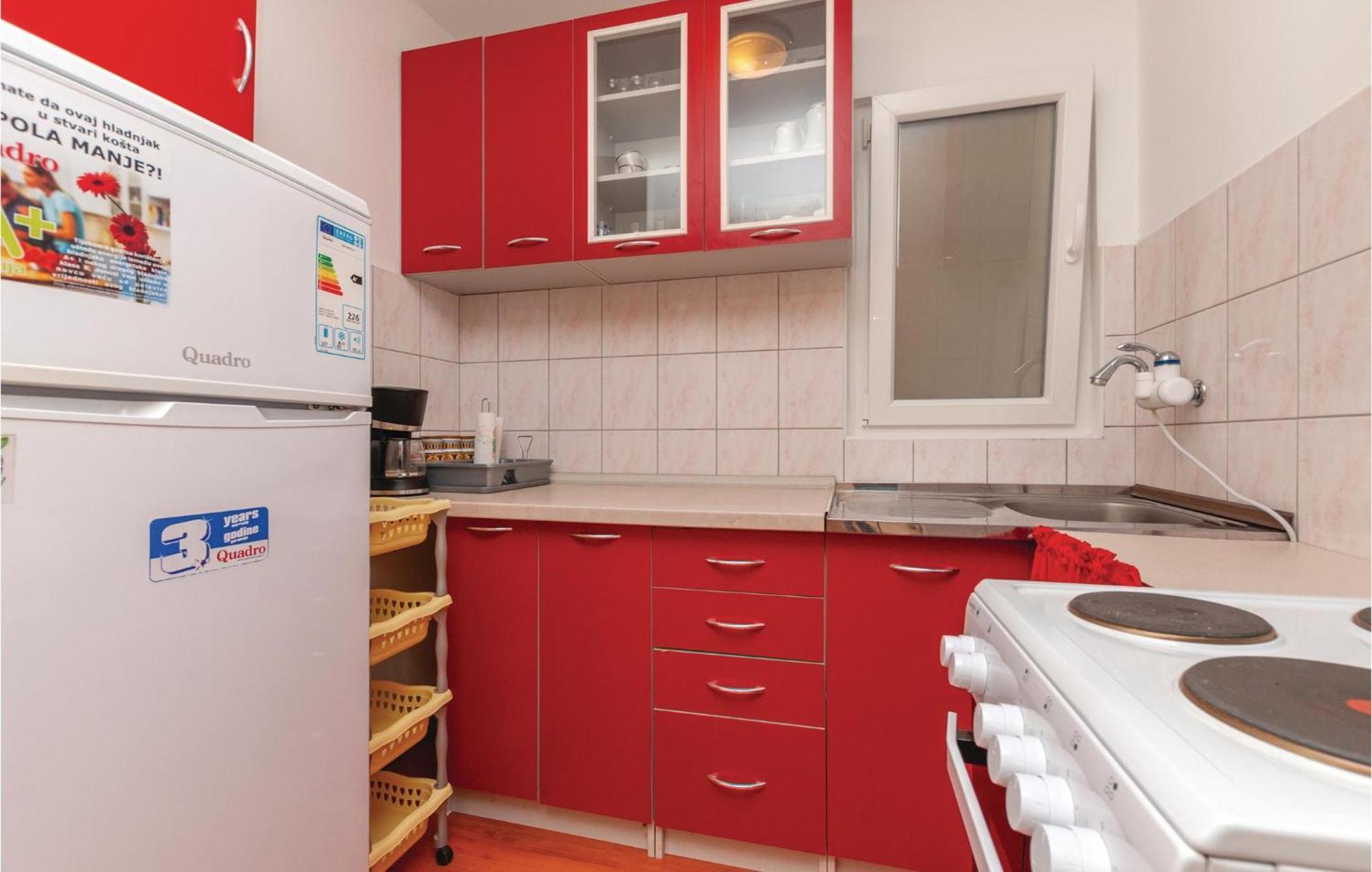 Beautiful Apartment In Jadrija With Kitchen Extérieur photo